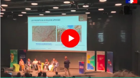 scène de la conférence
