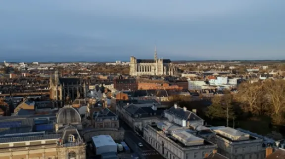 Le numérique au coeur du projet social : Le CCAS d'Amiens Le numérique au coeur du projet social : Le CCAS d'Amiens