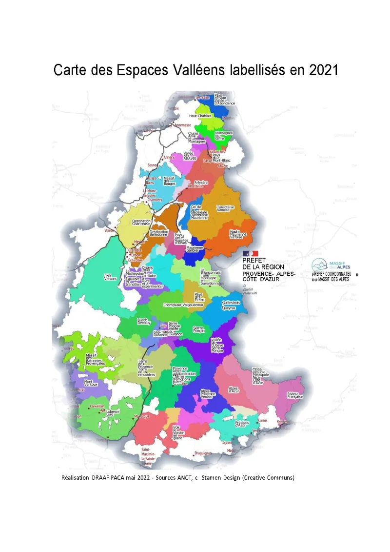 Carte en couleur avec les périmètre des territoires du programme