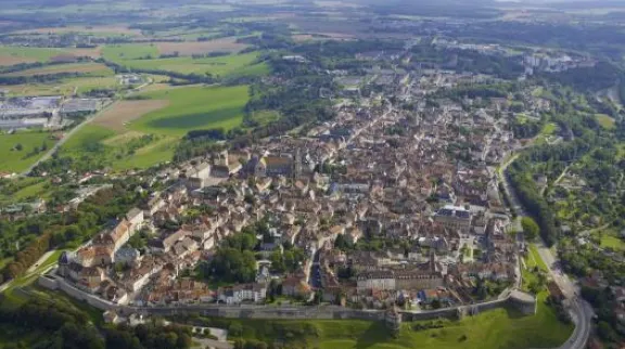 Vue aérienne du Pays-de-Langres